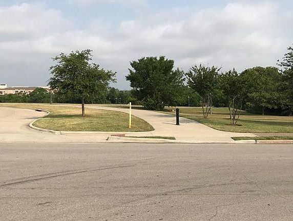 3rd image of 2019 Colgate Dr