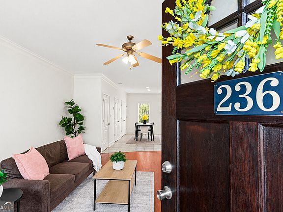 3rd image of 236 Oconee River Cir