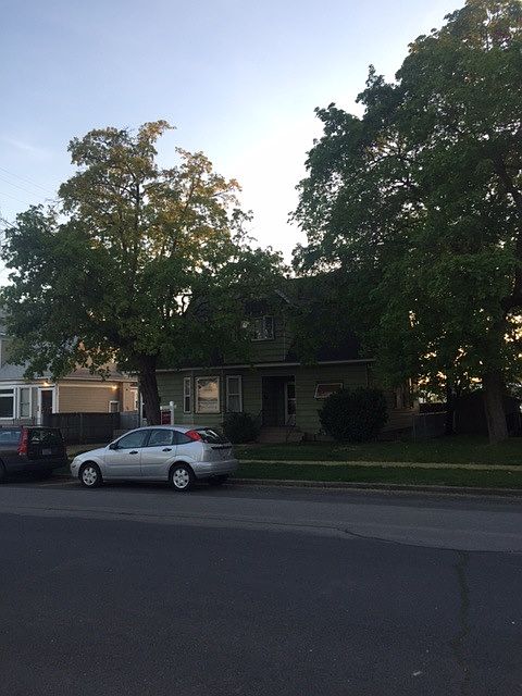 1st image of 1719 N Lidgerwood St