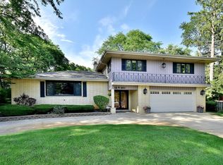 22W160 Hillcrest Ter, Medinah, IL 60157