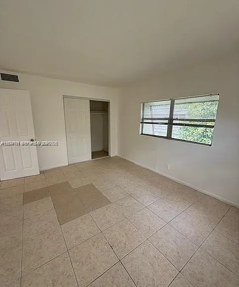 2010 NW 59th Way #1 — Photo 6