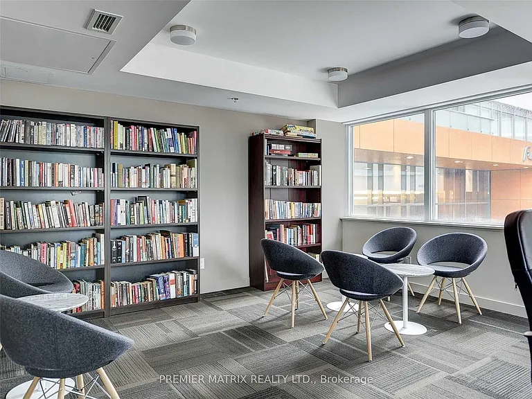 20 Joe Shuster Way #910 — Photo 24