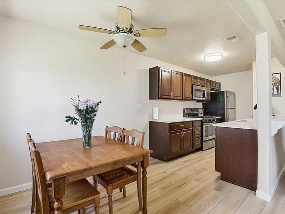 5th image of 3675 Sapphire Dr APT 2