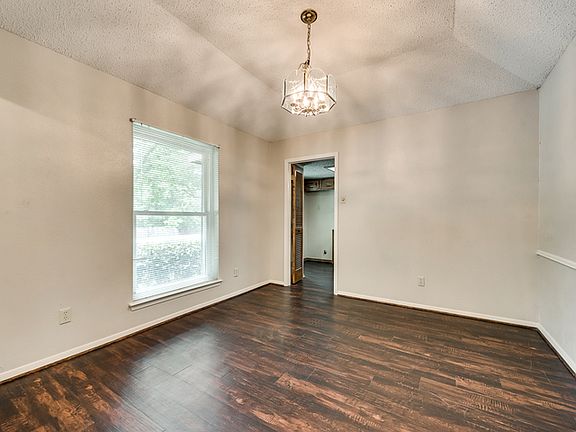 4th image of 4714 Duck Creek Dr