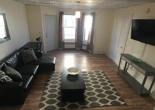 282 Summer St Photo 1