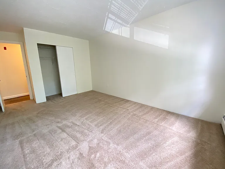Park View Hills Condominiums — Photo 40