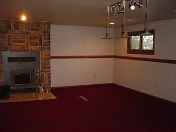 4th image of 1641 Oakview Dr