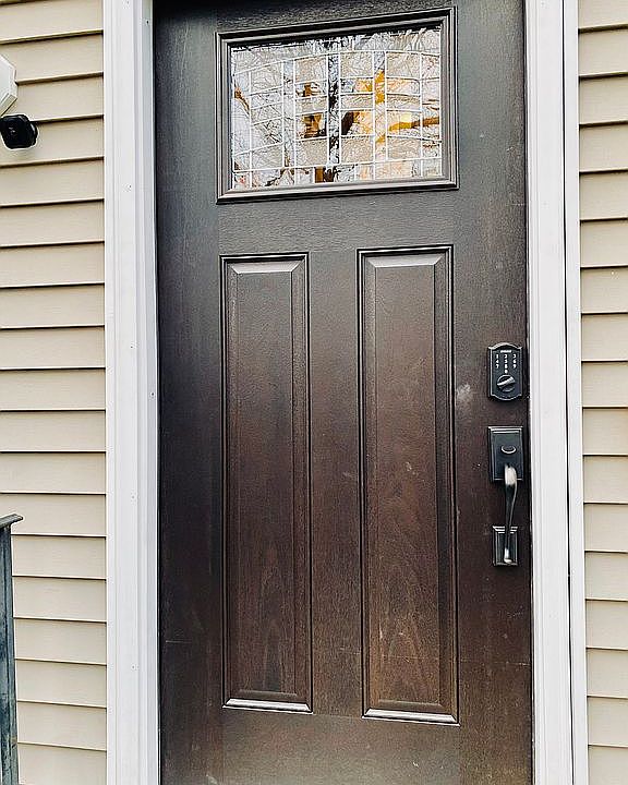 2nd image of 45 Coram Rd