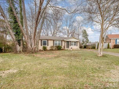 1500 Collier Ct, Charlotte, NC, 28205