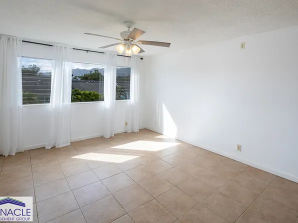350 Aoloa St APT C222, Kailua, HI 96734