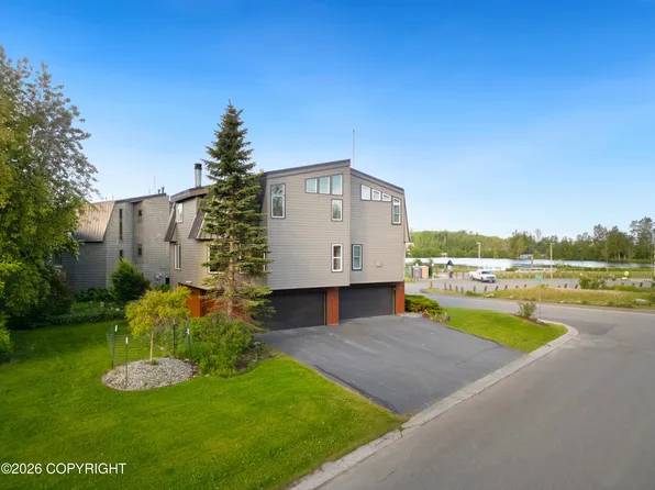1854 Buccaneer Pl #2, Anchorage, AK 99501