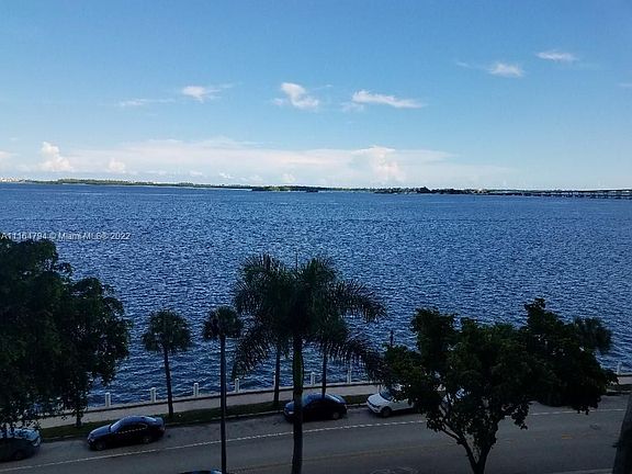 2nd image of 1420 Brickell Bay Dr APT 602E