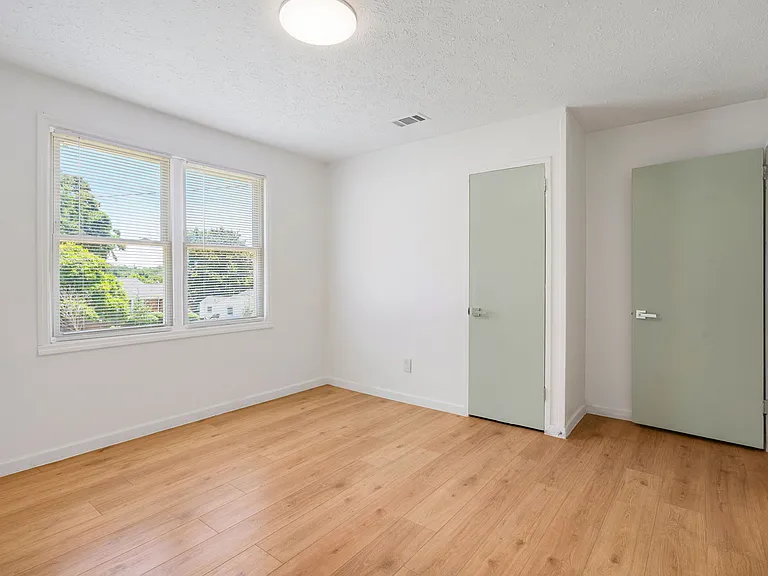 1777 Cahoon St SW — Photo 8