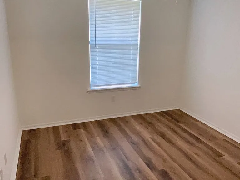 102 Northridge Dr — Photo 14