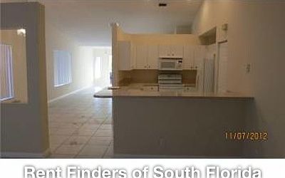 4th image of 4318 Dogwood Cir