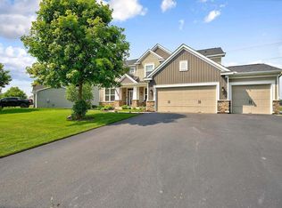 209 122nd Ave NE, Blaine, MN 55434