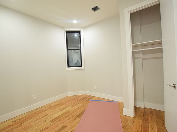 4th image of 1073 Bedford Ave #4RENT