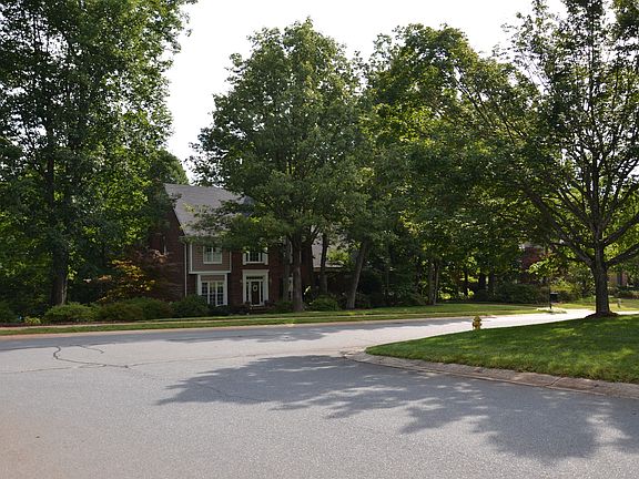 4th image of 5630 Silchester Ln