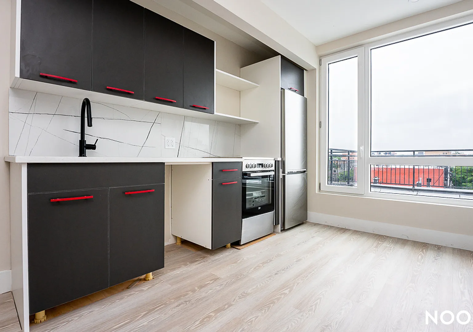 375 Knickerbocker Ave — Photo 1