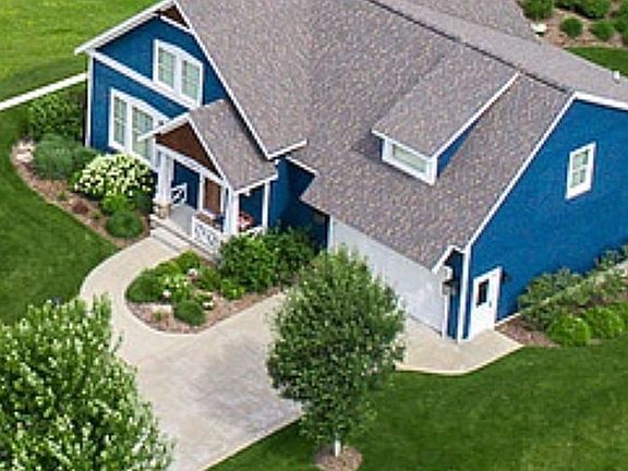 Perfect front and back yards