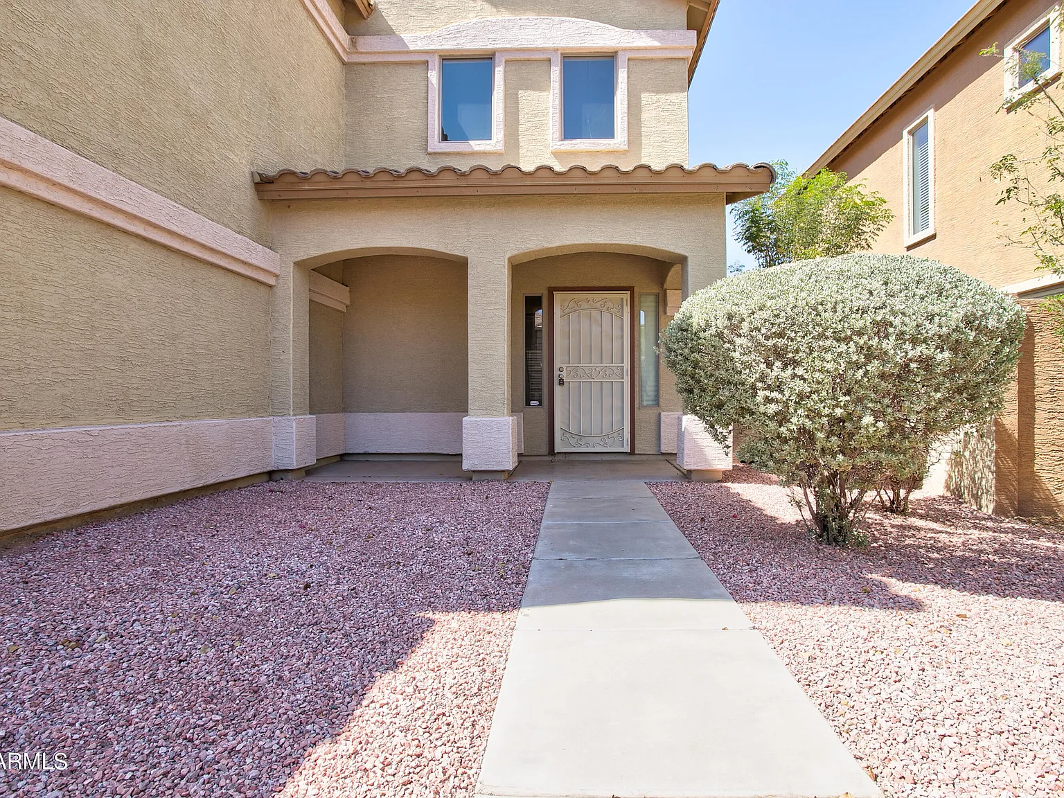 4 bed, 2.5 bath, 2129 sqft, $2,199 — Photo 4