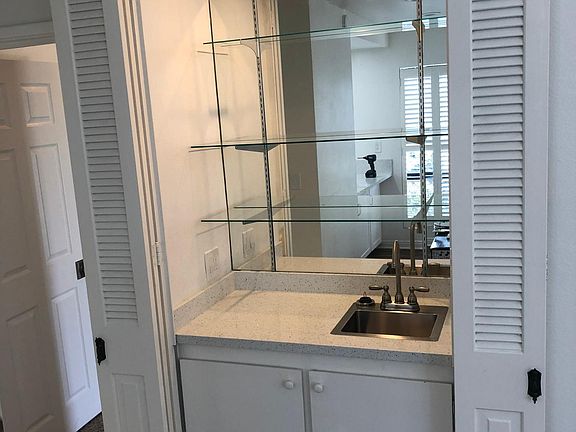 4th image of 3770 Crown Point Dr Unit 301
