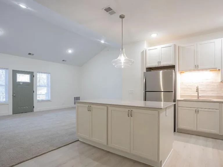 Zephyr Place — Photo 1