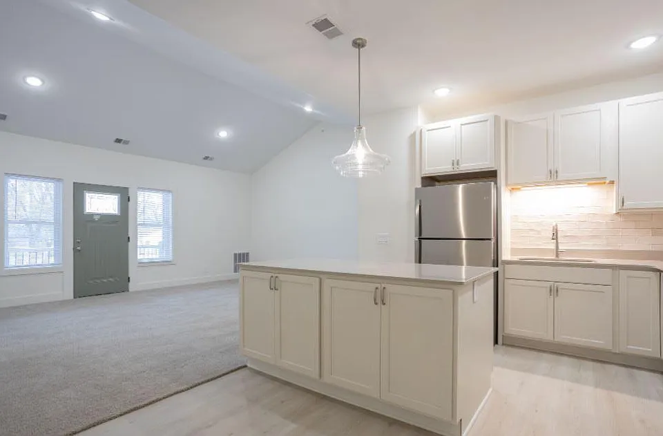 Zephyr Place
