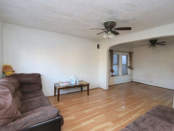 5th image of 1838 N Marshfield Ave