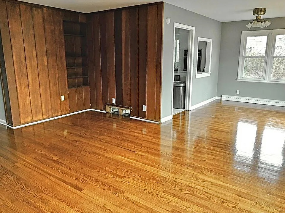 4920 Rainbow Blvd — Photo 2