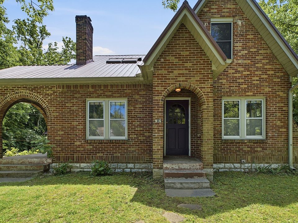1st image of 916 McClurkan Ave