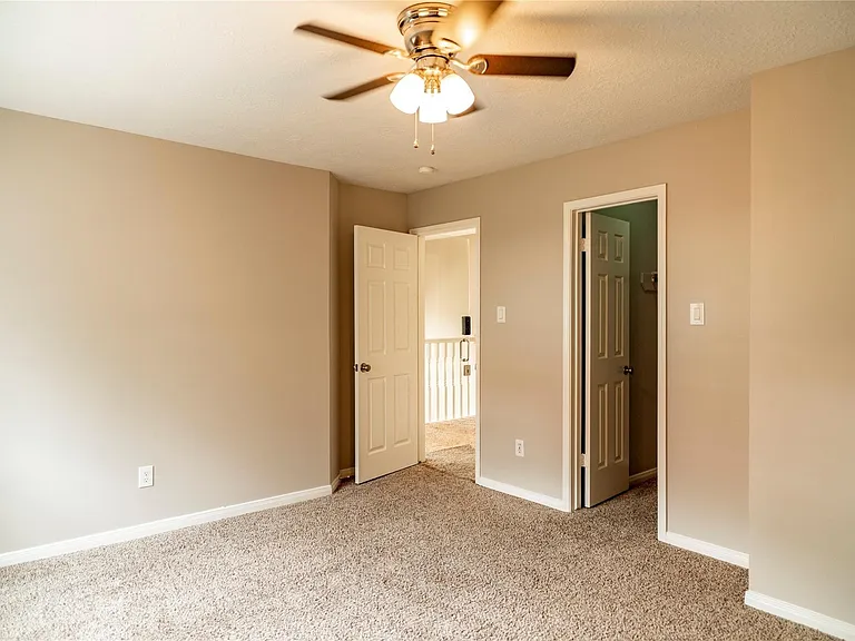 3523 Ashlock Dr — Photo 32