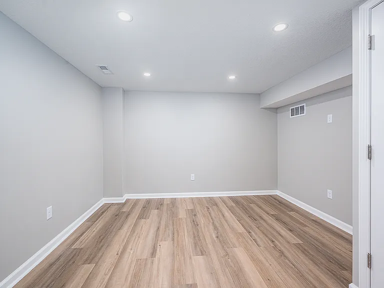 123 N Nettleton Ave — Photo 9