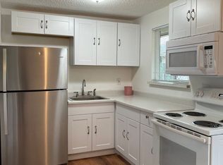 2212 Carlson Rd #C6, Vancouver, WA 98661