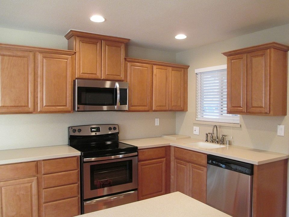 1st image of 50 Harris Dr
