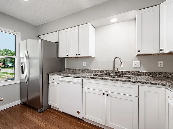 4th image of 4936 Magnolia Blossom Blvd