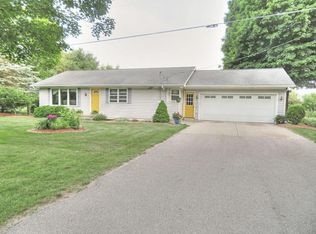 6428 Warner St, Allendale, MI 49401