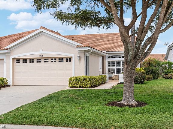 2nd image of 12739 Devonshire Lakes Cir