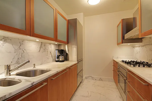 Sold by Corcoran | media 15