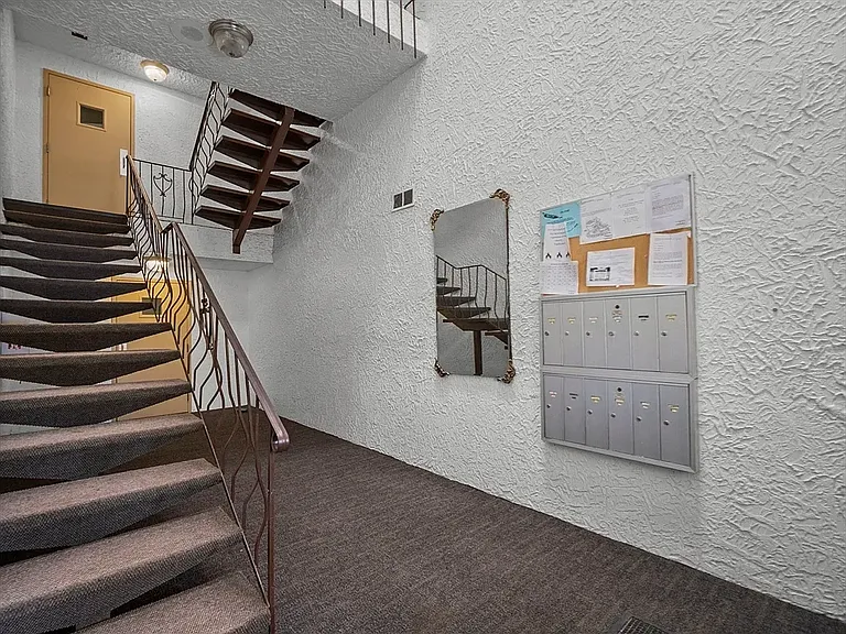 15 Shadowbrook Ln #28 — Photo 15