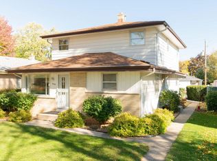 4928 N 89th St, Milwaukee, WI 53225