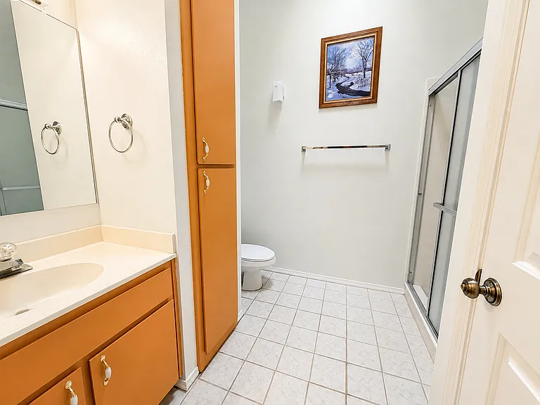 4925 Summit Cir — Photo 24
