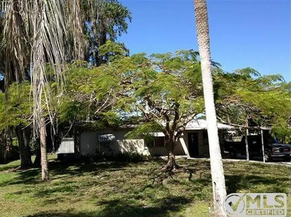 216 Carol Way, Fort Myers, FL 33905