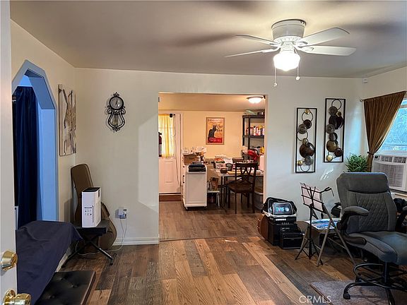 5th image of 12871 2nd St