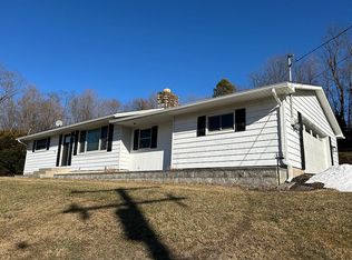 255 Orchard Rd, Mount Bethel, PA 18343