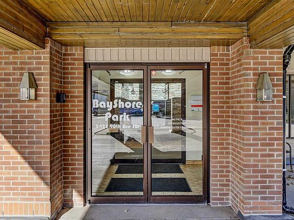 3rd image of 2425 S 90th Ave SW #301