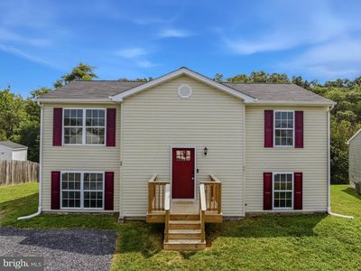 77 Eisenhower Cir, Inwood, WV, 25428