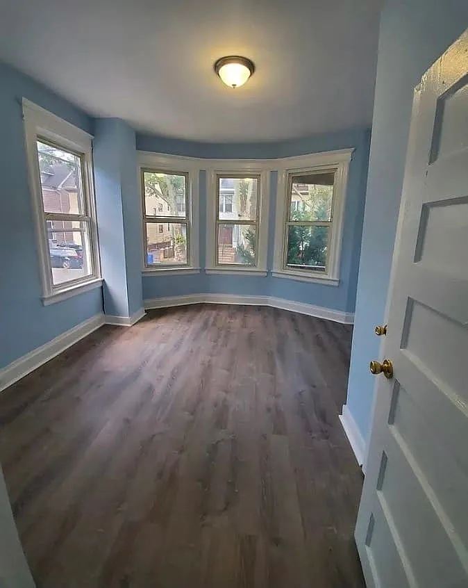 2 bed, 800 sqft, $1,925 — Photo 3