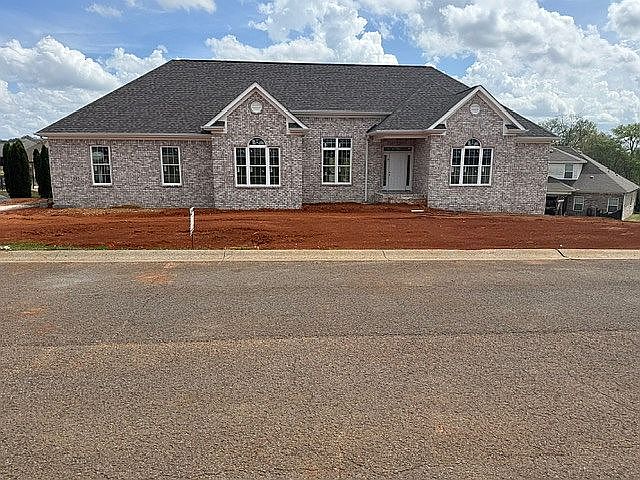 1st image of 105 Dinah Dr