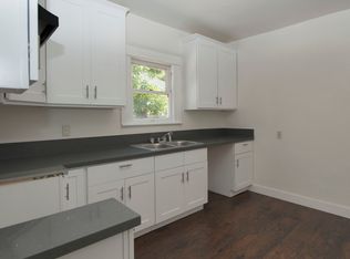 863 N Summit Ave, Pasadena, CA 91103